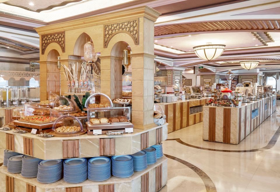 مطعم الفندق