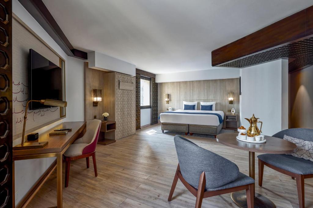 Hotel suite