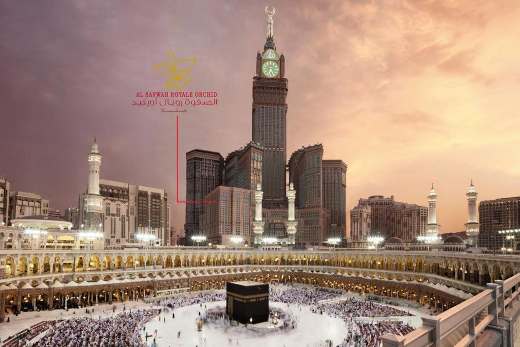 غرفة رباعية بإطلالة جانبية على الحرم الشريف